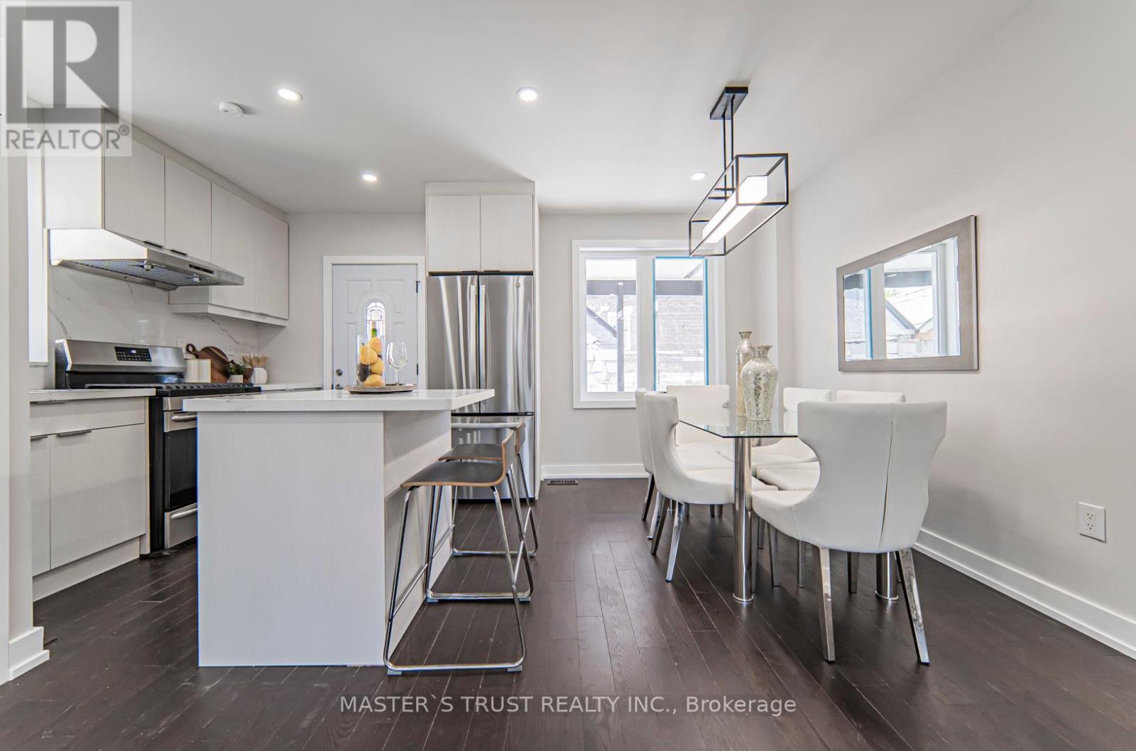 613 Old Weston Road S, Toronto, Ontario  M6N 3B4 - Photo 14 - W12399006
