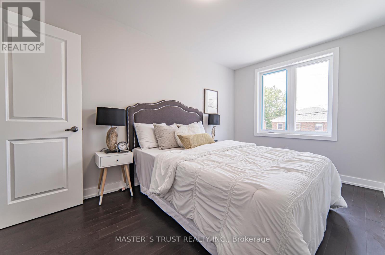 613 Old Weston Road S, Toronto, Ontario  M6N 3B4 - Photo 37 - W12399006