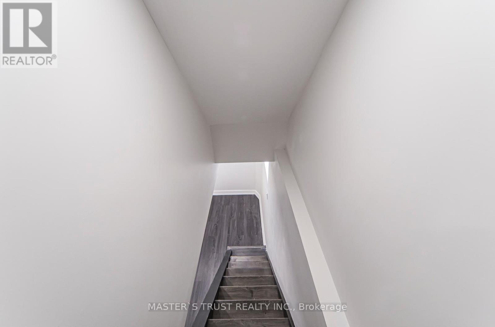 613 Old Weston Road S, Toronto, Ontario  M6N 3B4 - Photo 42 - W12399006