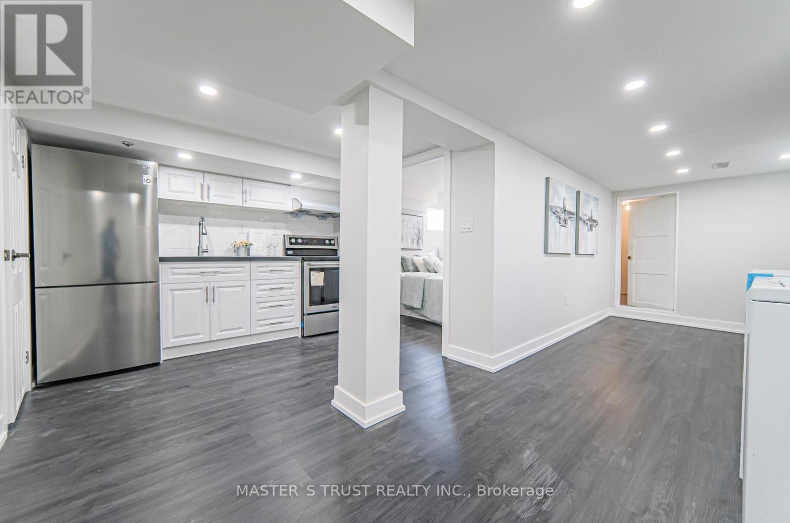 613 Old Weston Road S, Toronto, Ontario  M6N 3B4 - Photo 45 - W12399006