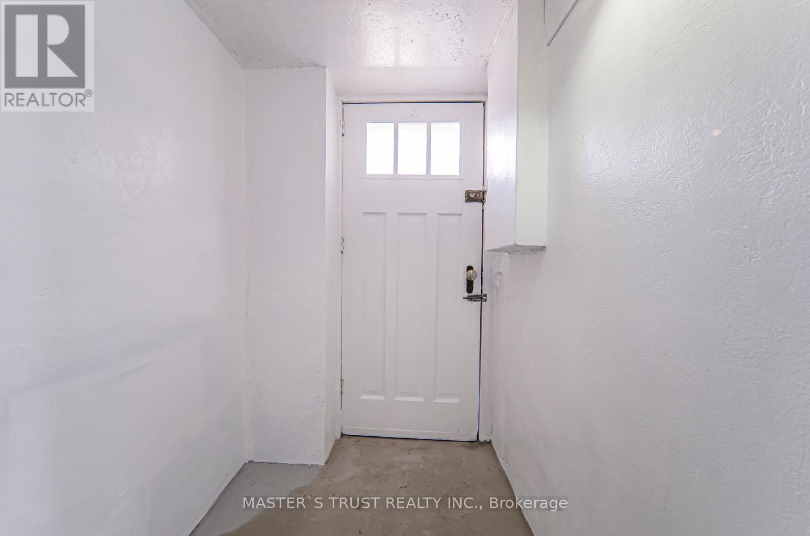 613 Old Weston Road S, Toronto, Ontario  M6N 3B4 - Photo 47 - W12399006