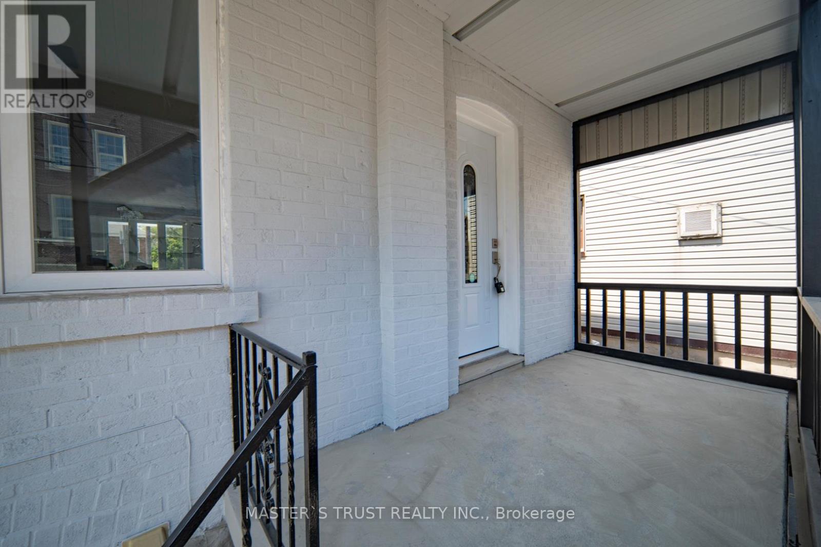 613 Old Weston Road S, Toronto, Ontario  M6N 3B4 - Photo 7 - W12399006