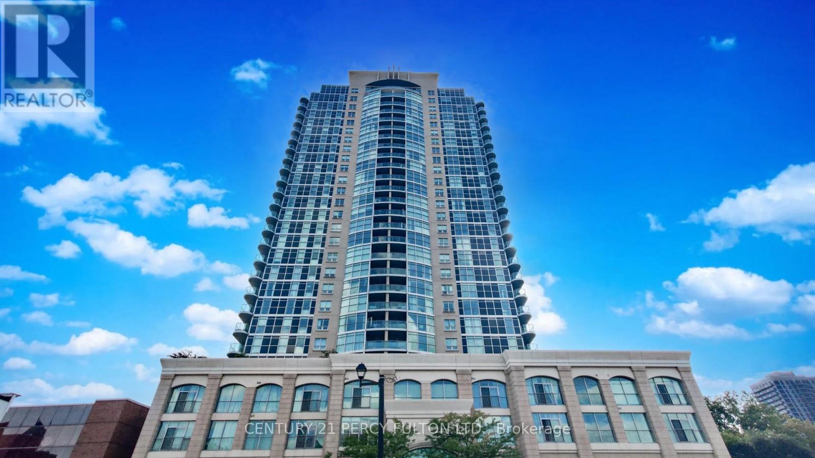 1612 - 9 George Street N, Brampton, Ontario  L6X 0T6 - Photo 1 - W12399014