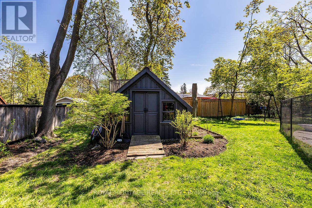 17 Francis Street, Kawartha Lakes (Lindsay), Ontario  K9V 3R7 - Photo 10 - X12399000