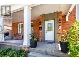 17 FRANCIS STREET, Kawartha Lakes, Ontario