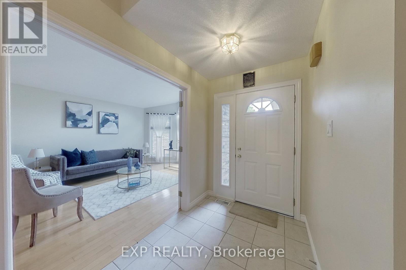 Property at 517 BUCKINGHAM BOULEVARD image 3
