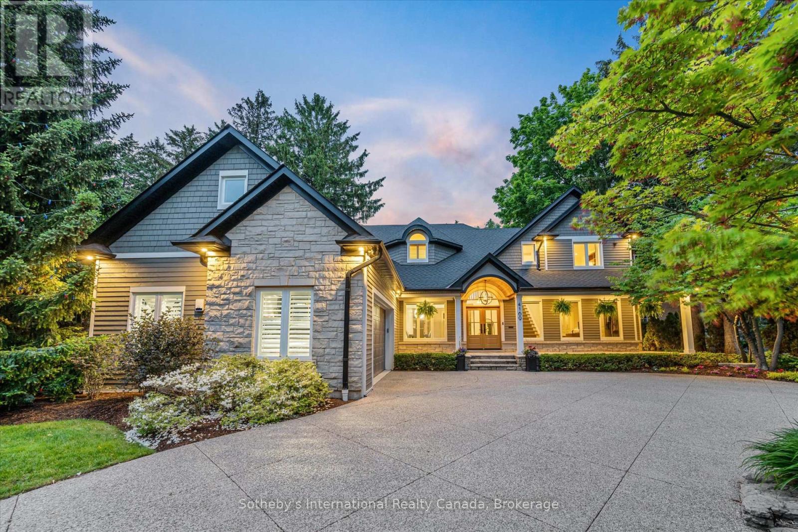 Property at 4169 LAKESHORE ROAD image 3