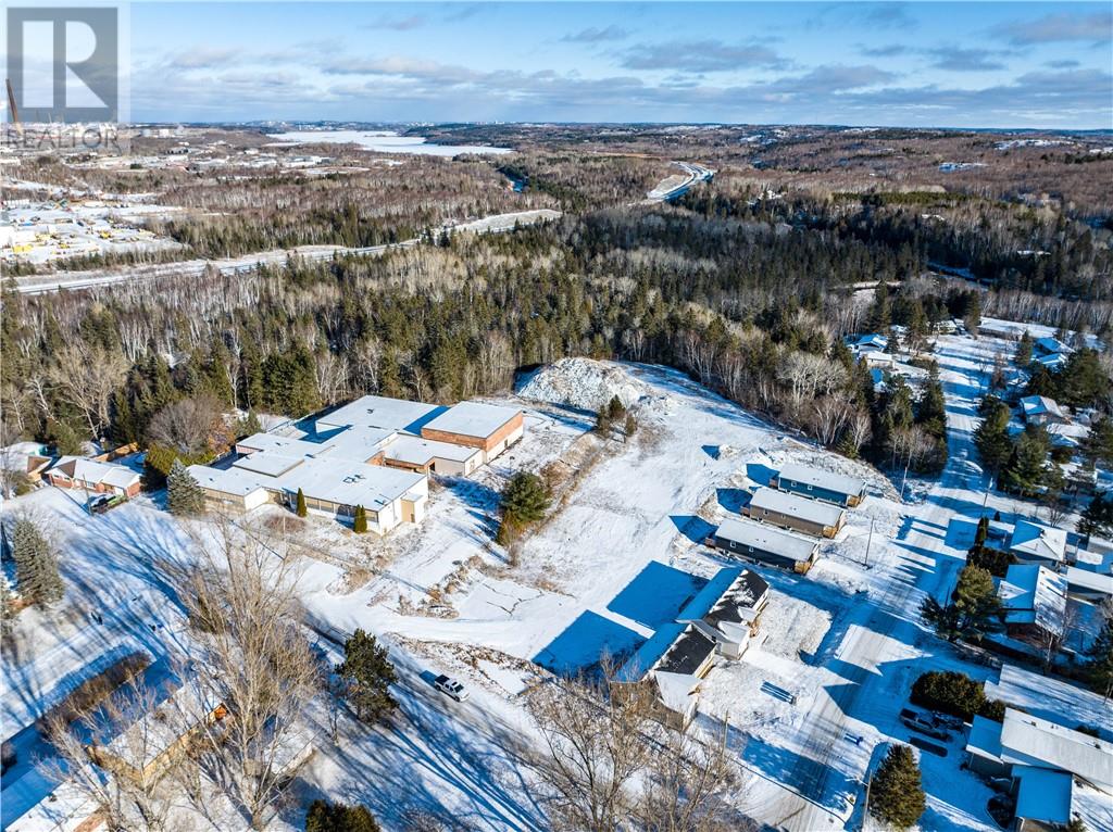 16 Jessie Street, Sudbury, Ontario  P3Y 1A2 - Photo 3 - 2124686