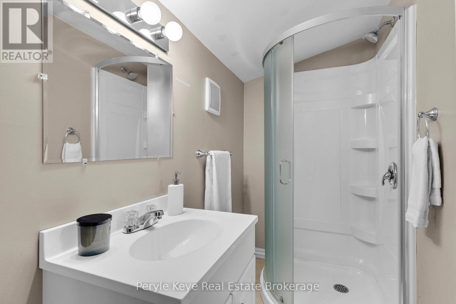 1025 & 1027 Big Island Road, Bracebridge, Ontario  P1L 1X1 - Photo 35 - X12399057