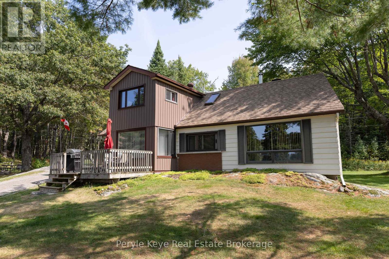 1025 & 1027 Big Island Road, Bracebridge, Ontario  P1L 1X1 - Photo 7 - X12399057