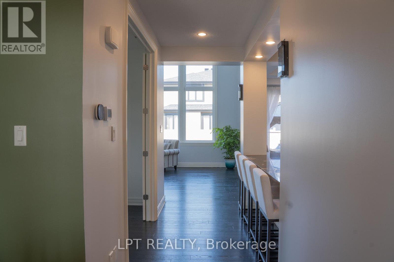 410 Andalusian Crescent, Ottawa, Ontario  K2V 0E3 - Photo 11 - X12396077