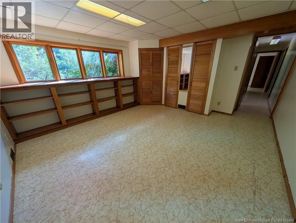 975 Tamarack Drive, Bathurst, New Brunswick  E2A 4G1 - Photo 47 - NB126565