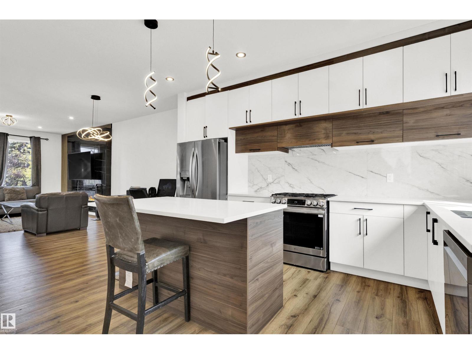9559 85 St Nw, Edmonton, Alberta  T6C 3E1 - Photo 7 - E4457390