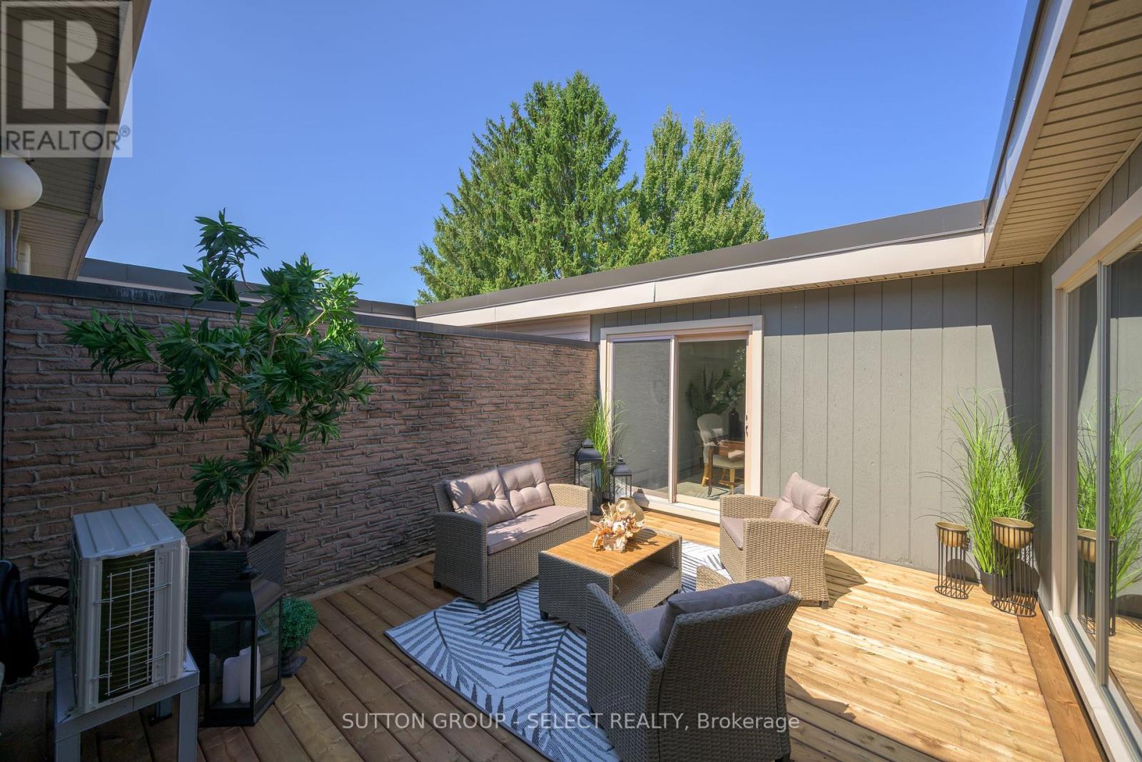522 Cranbrook Road, London South, Ontario  N6K 2X3 - Photo 11 - X12399094