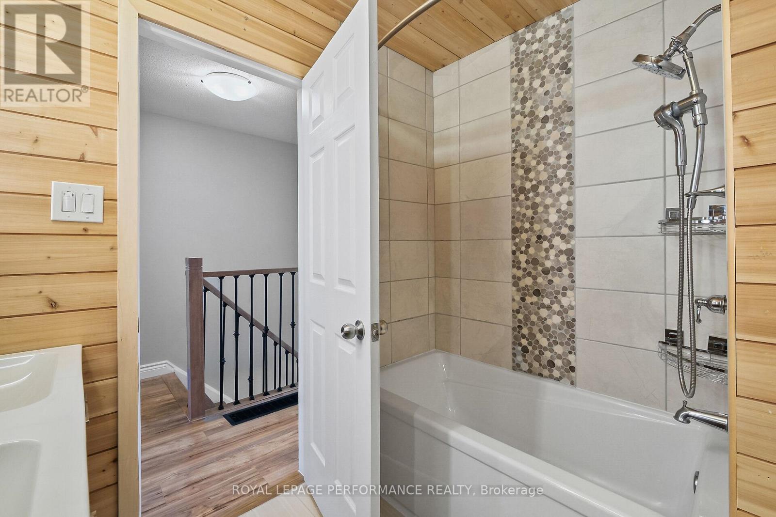 775 De Salaberry Street, Ottawa, Ontario  K1J 6Y5 - Photo 18 - X12399069