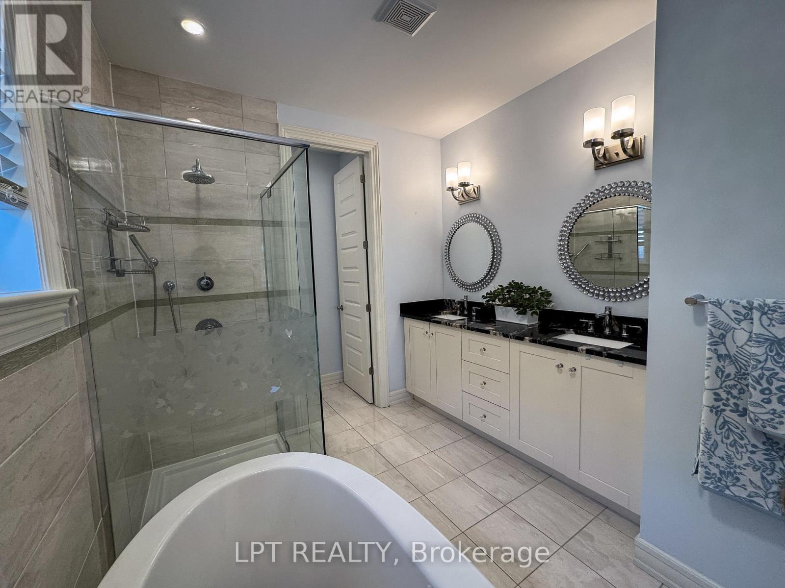 410 Andalusian Crescent, Ottawa, Ontario  K2V 0E3 - Photo 31 - X12396077