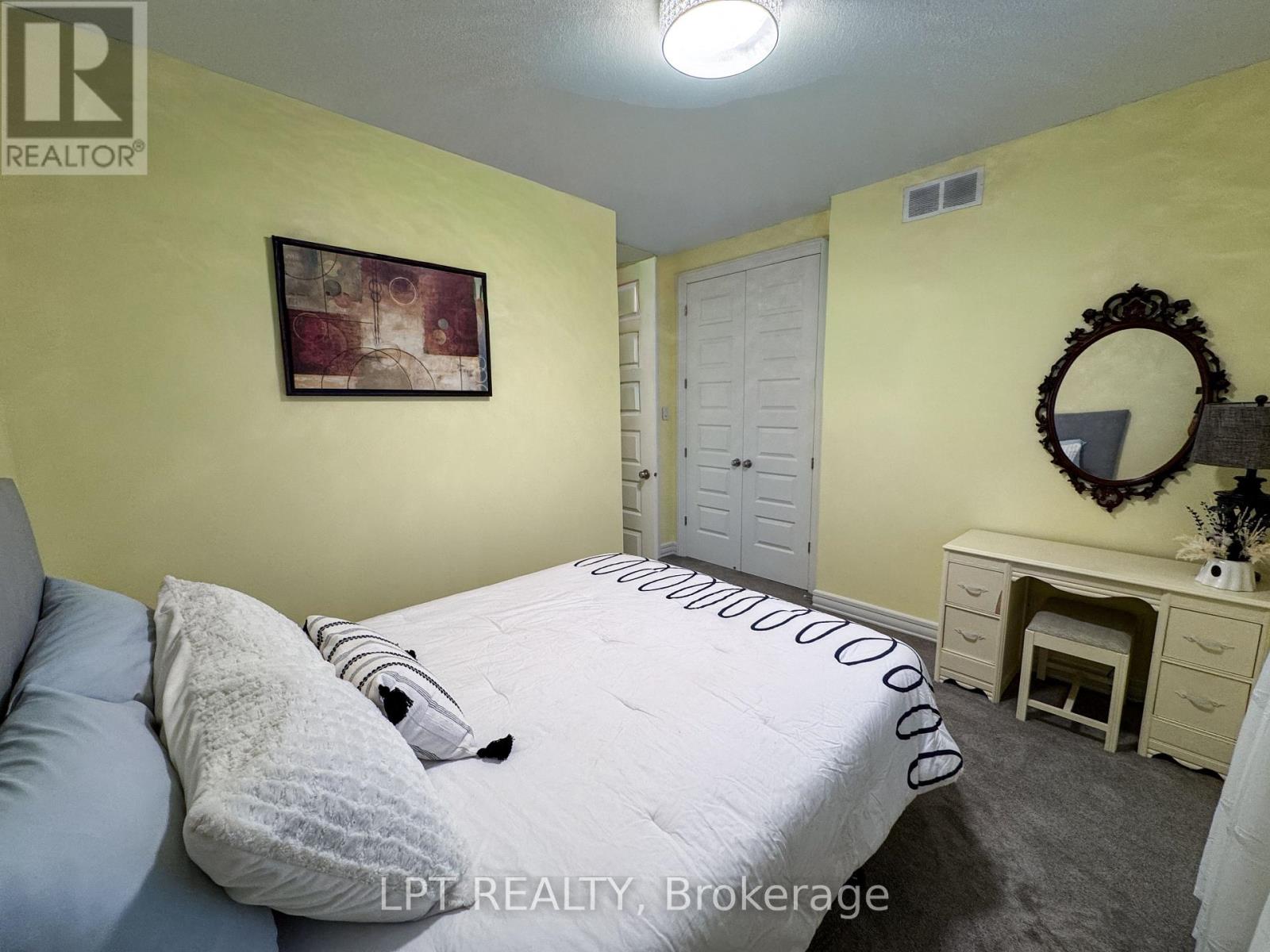 410 Andalusian Crescent, Ottawa, Ontario  K2V 0E3 - Photo 34 - X12396077