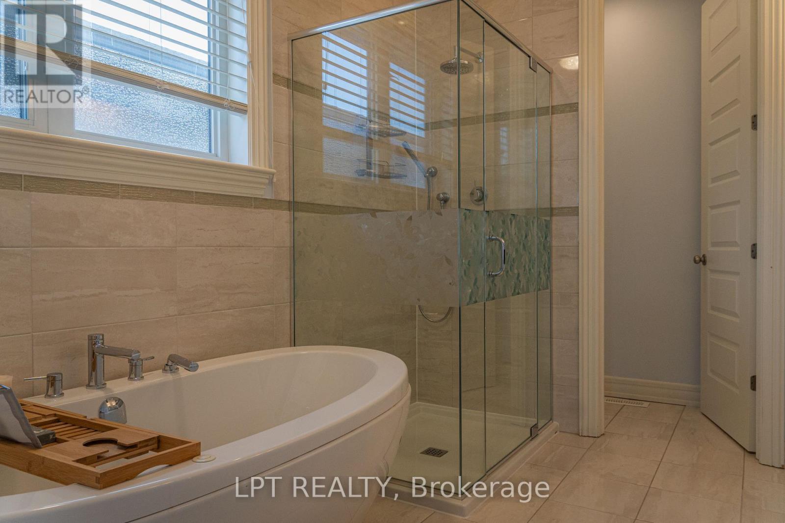 410 Andalusian Crescent, Ottawa, Ontario  K2V 0E3 - Photo 29 - X12396077
