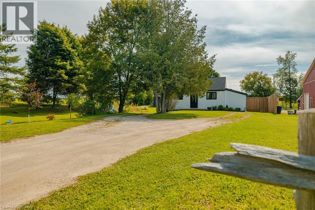 401250 Grey 4 Road, Hanover, Ontario  N4N 3B8 - Photo 1 - 40767686