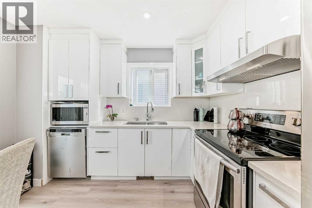 7 Martinview Crescent, Calgary, Alberta  T3J 2S2 - Photo 6 - A2246621