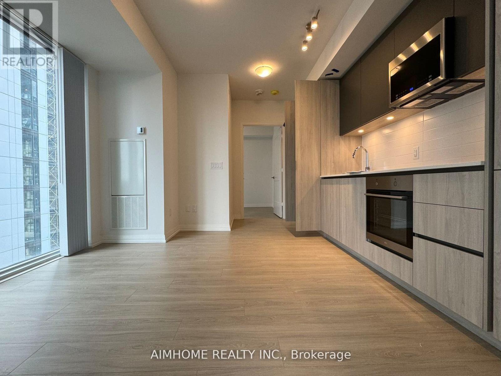 2903 - 8 Widmer Street, Toronto, Ontario  M5V 2E7 - Photo 1 - C12399047