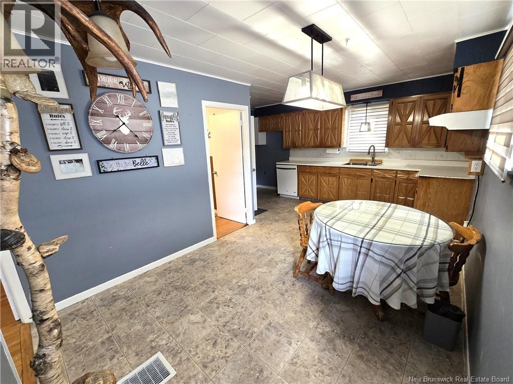 177 Canada Road, Edmundston, New Brunswick  E3V 1V7 - Photo 2 - NB126275