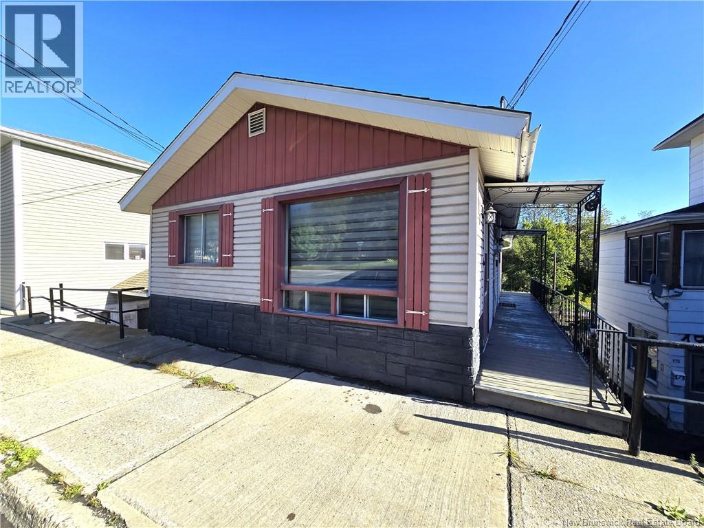 177 Canada Road, Edmundston, New Brunswick  E3V 1V7 - Photo 35 - NB126275