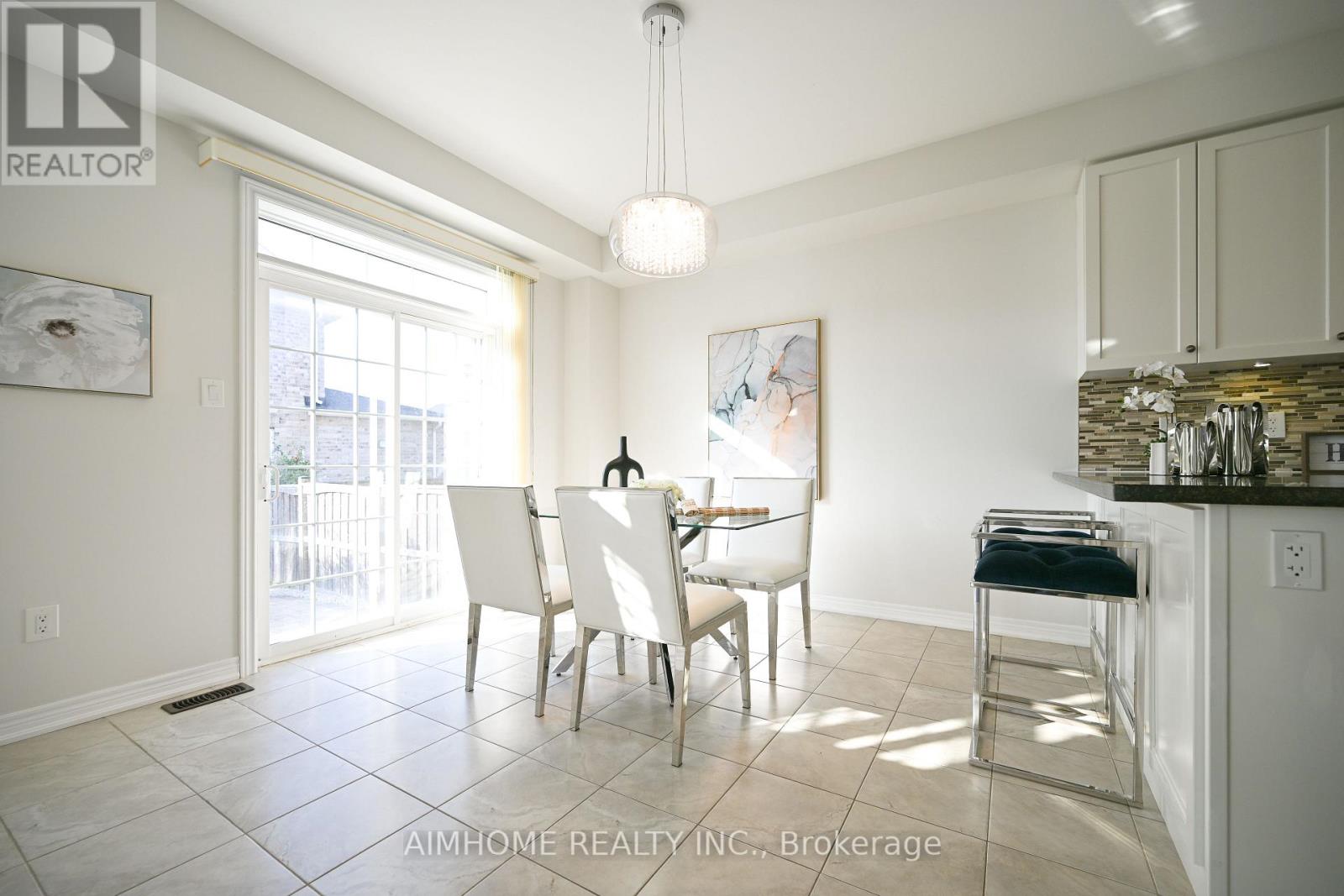116 Landsdown Crescent, Markham, Ontario  L6E 0M8 - Photo 15 - N12399042