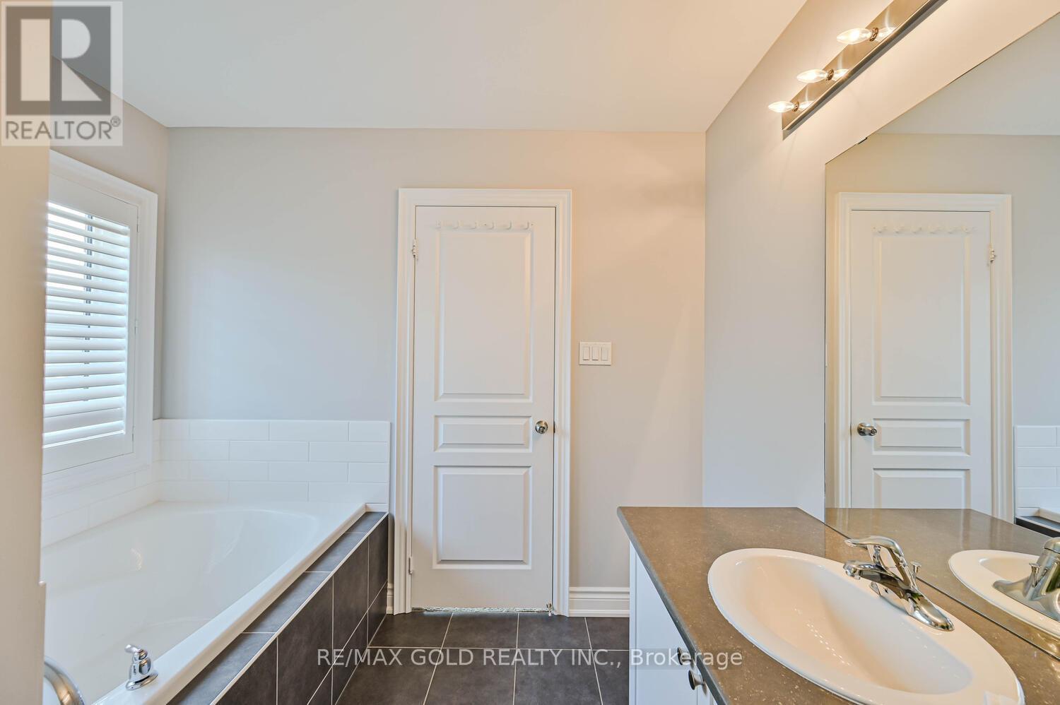 238 Kincardine Street, Vaughan, Ontario  L4H 4H9 - Photo 33 - N12399058