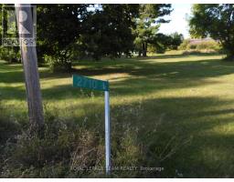 2710 DUNROBIN ROAD, Ottawa, Ontario