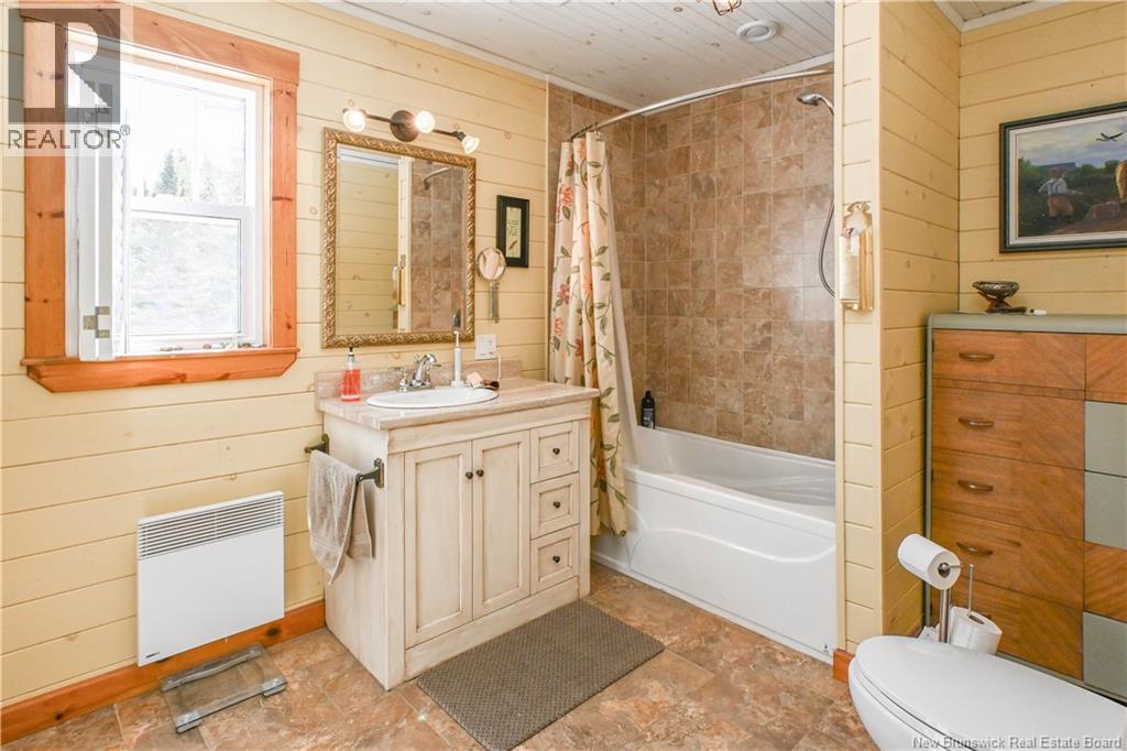 187 Saint-Simon Road, Caraquet, New Brunswick  E1W 1B3 - Photo 23 - NB117531