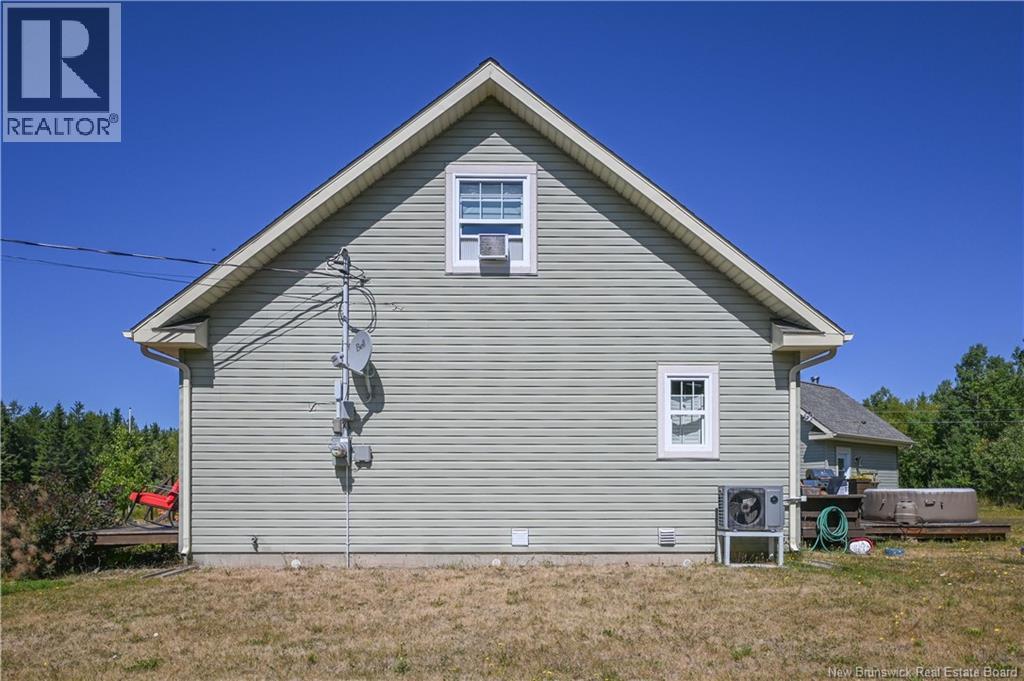 187 Saint-Simon Road, Caraquet, New Brunswick  E1W 1B3 - Photo 5 - NB117531