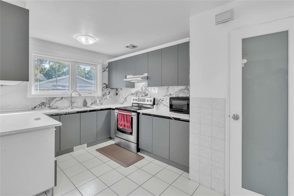 51 Hiddleston Crescent, Winnipeg, Manitoba  R2P 0T3 - Photo 15 - 202522894