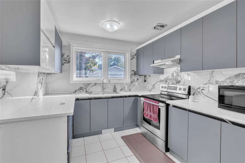 51 Hiddleston Crescent, Winnipeg, Manitoba  R2P 0T3 - Photo 16 - 202522894