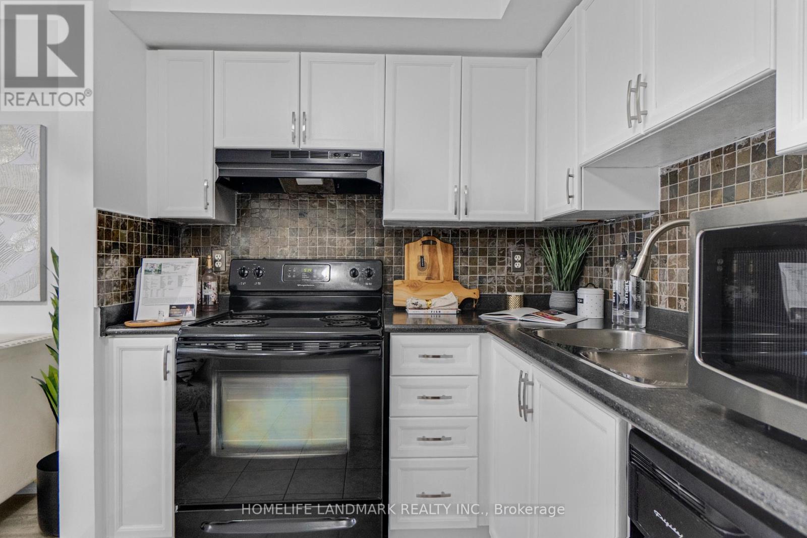 8 - 5025 Ninth Line, Mississauga (Churchill Meadows), Ontario  L5M 0E9 - Photo 13 - W12399055
