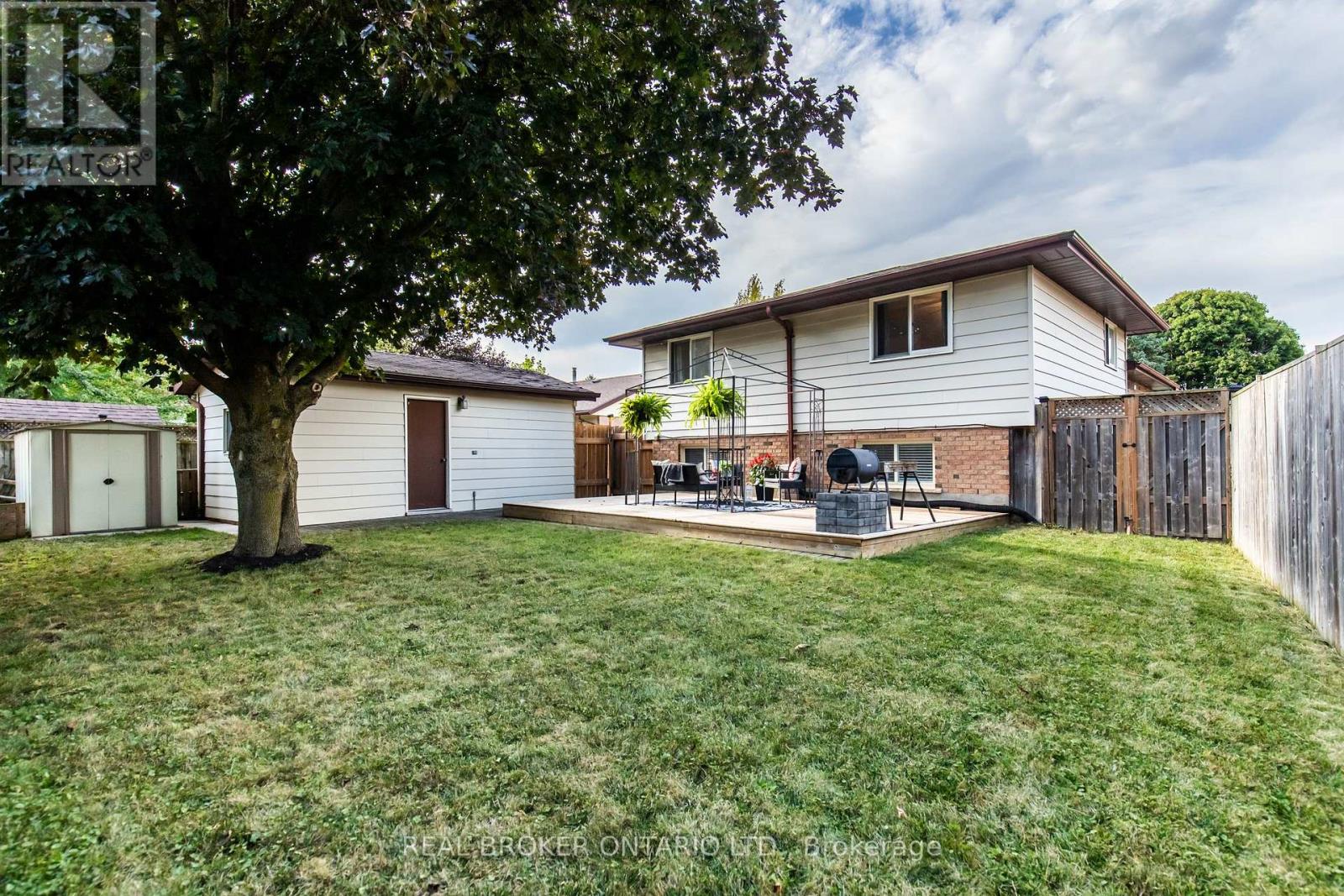 1134 Mohawk Street, Woodstock (Woodstock - North), Ontario  N4T 1A8 - Photo 39 - X12399049