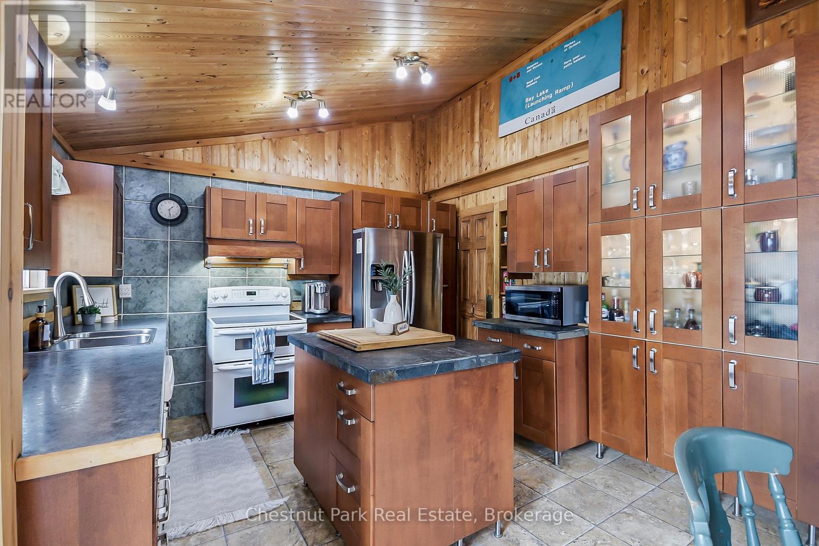 501 North Bay Lake Road, Perry (Emsdale), Ontario  P0A 1J0 - Photo 22 - X12399110
