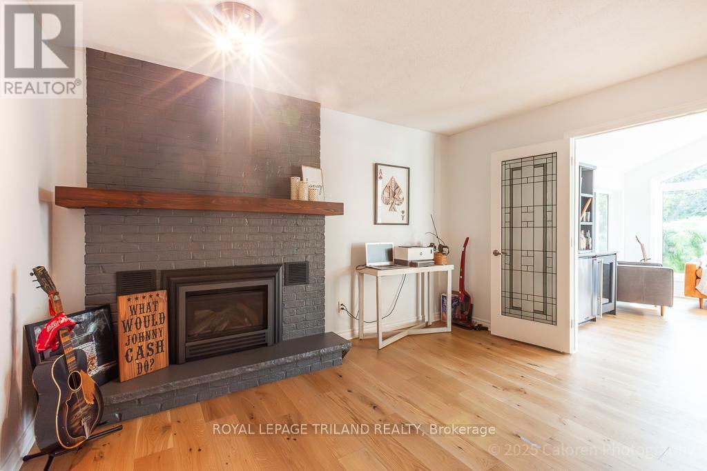 25 Monteith Avenue, Thames Centre, Ontario  N0M 2P0 - Photo 20 - X12399130