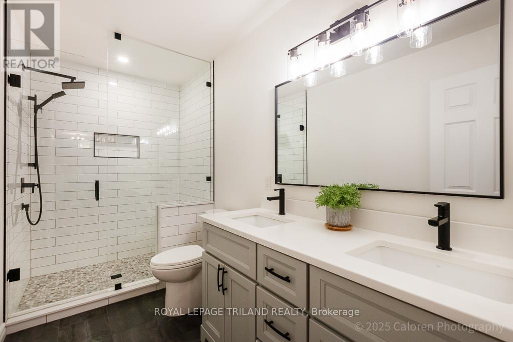 25 Monteith Avenue, Thames Centre, Ontario  N0M 2P0 - Photo 21 - X12399130