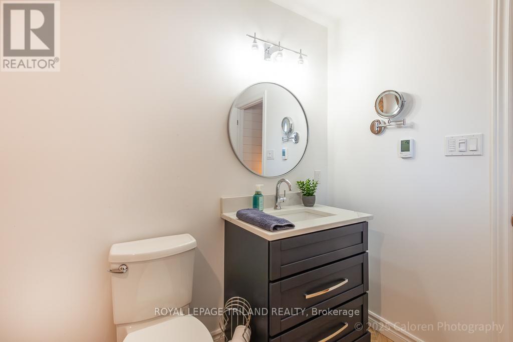 25 Monteith Avenue, Thames Centre, Ontario  N0M 2P0 - Photo 25 - X12399130
