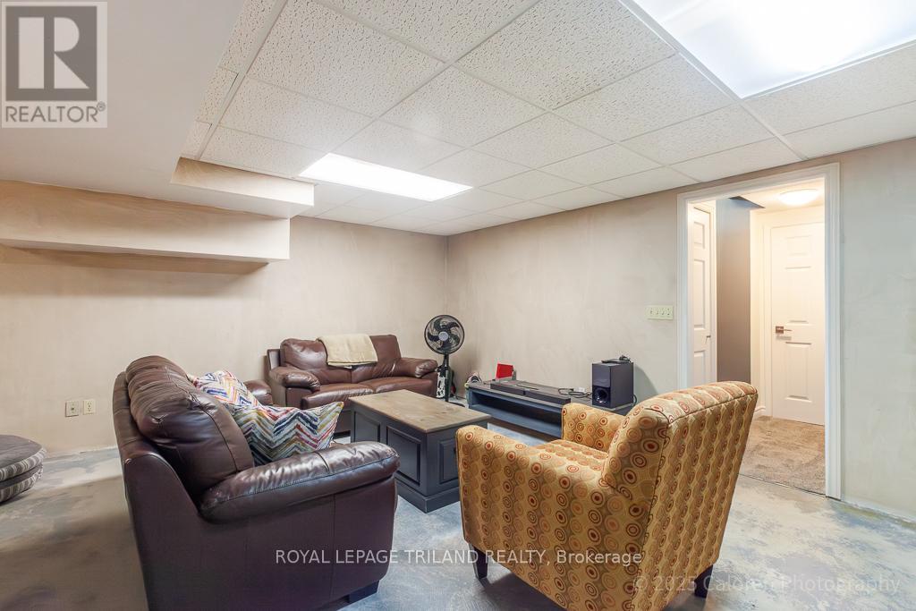 25 Monteith Avenue, Thames Centre, Ontario  N0M 2P0 - Photo 30 - X12399130