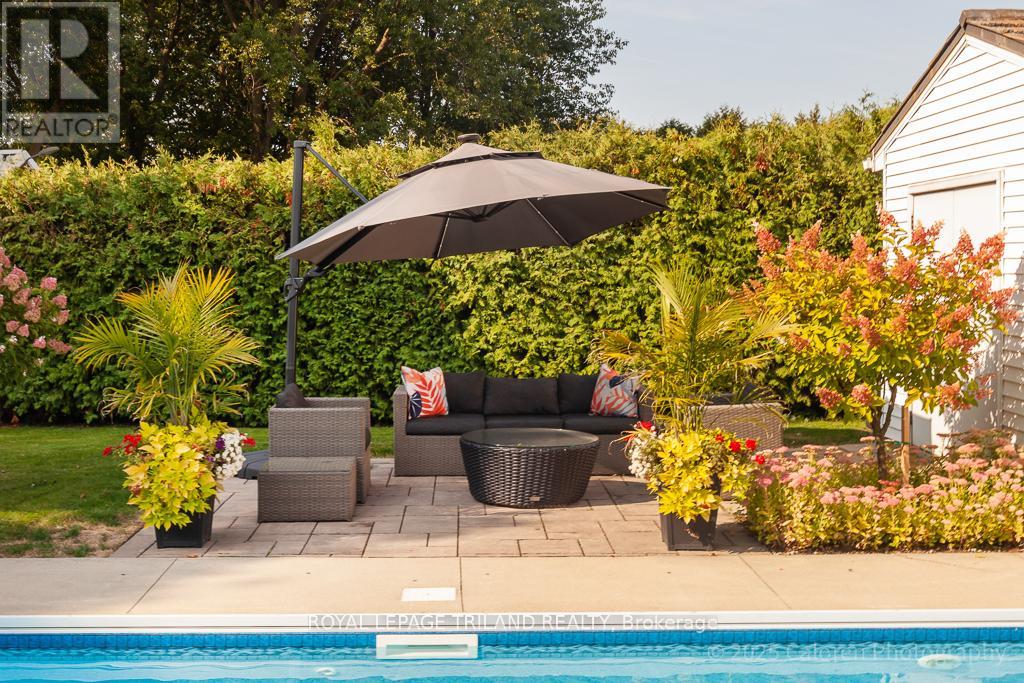 25 Monteith Avenue, Thames Centre, Ontario  N0M 2P0 - Photo 41 - X12399130
