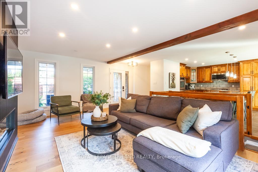 25 Monteith Avenue, Thames Centre, Ontario  N0M 2P0 - Photo 6 - X12399130