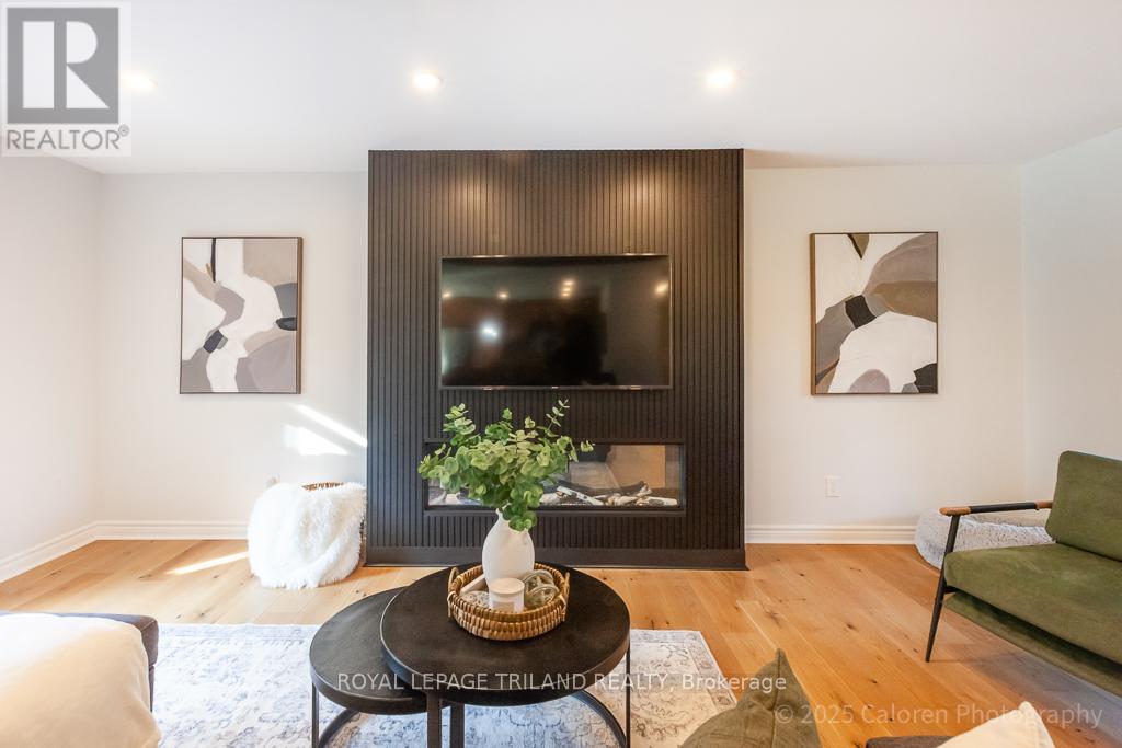 25 Monteith Avenue, Thames Centre, Ontario  N0M 2P0 - Photo 7 - X12399130