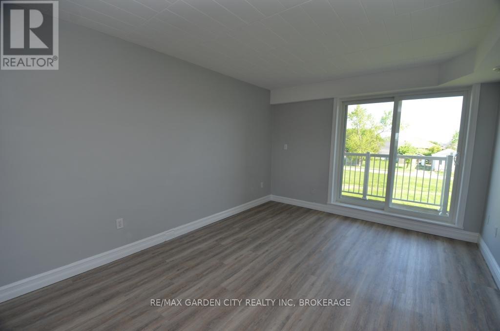 30 Cunningham Street, Thorold, Ontario  L2V 3K8 - Photo 30 - X12399097