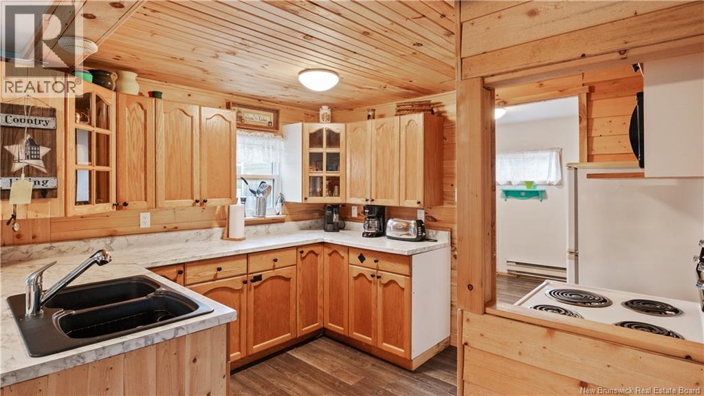 6 Ste Marie Street, Grand-Barachois, New Brunswick  E4P 8N5 - Photo 9 - NB126556