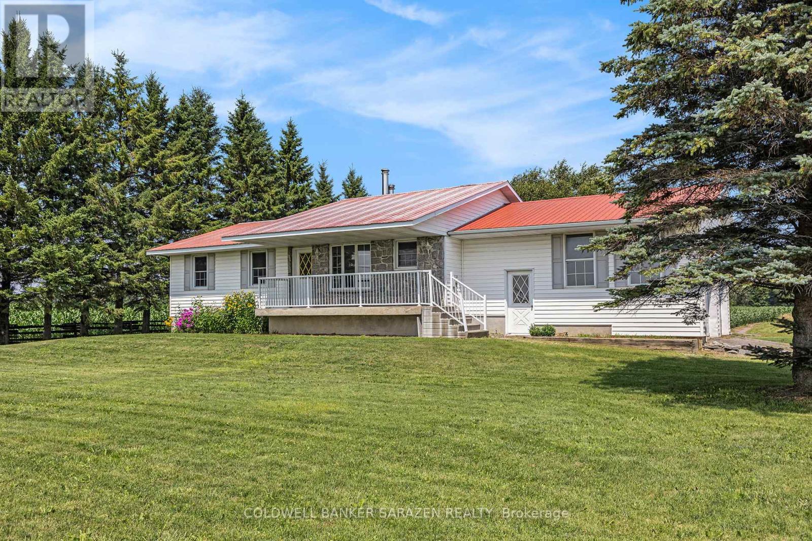 402 Scheel Drive, Mcnab/braeside, Ontario  K7S 3G8 - Photo 3 - X12395922