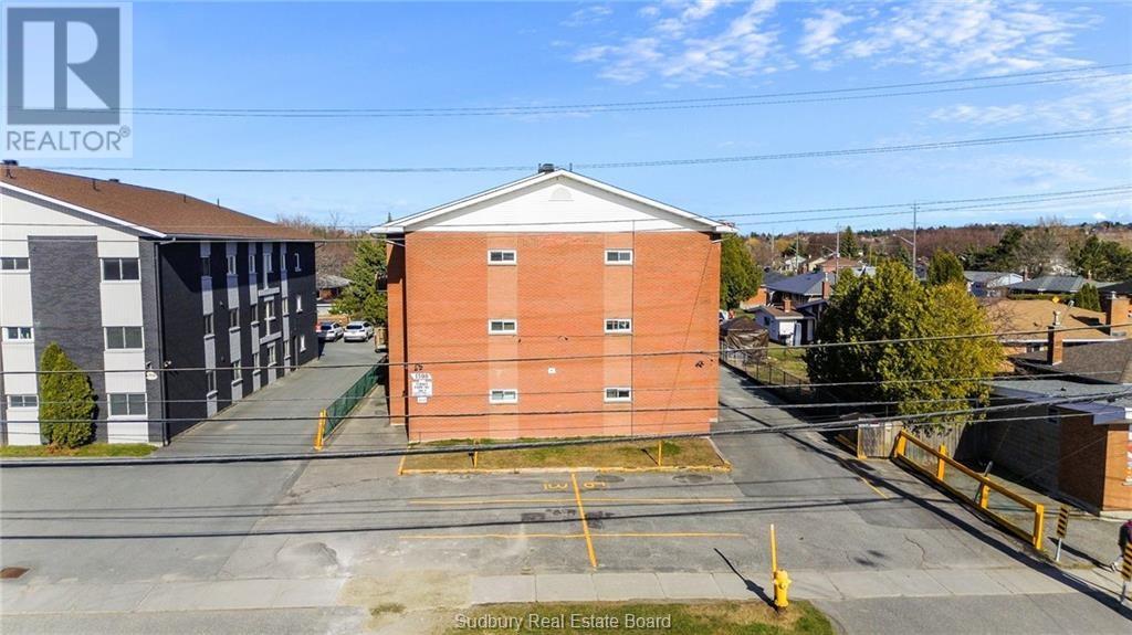 1590 Kelly Lake Road, Sudbury, Ontario  P3E 4M1 - Photo 2 - 2124668