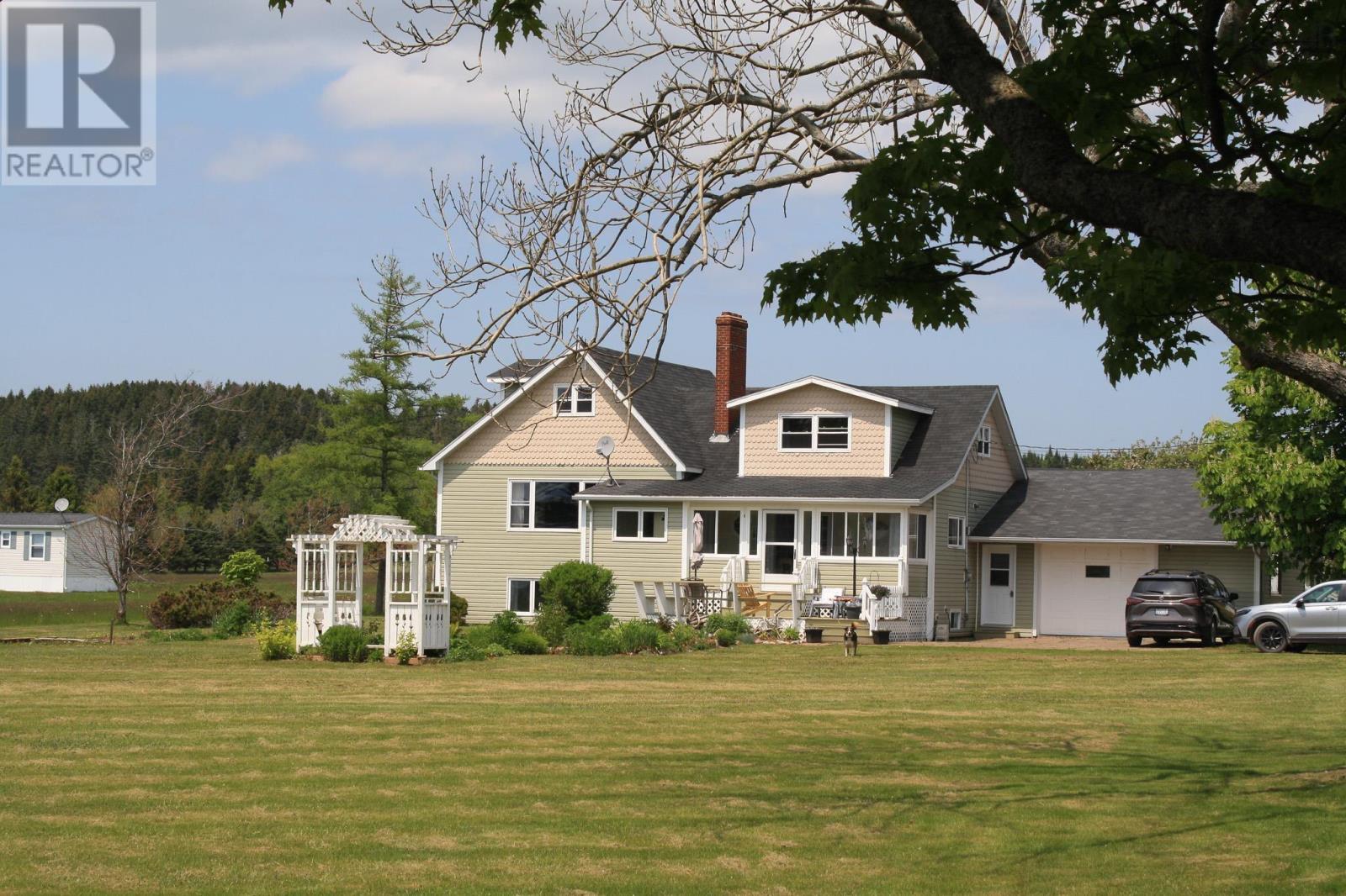 11 Ells Lane, Advocate Harbour, Nova Scotia  B0M 1A0 - Photo 2 - 202513993