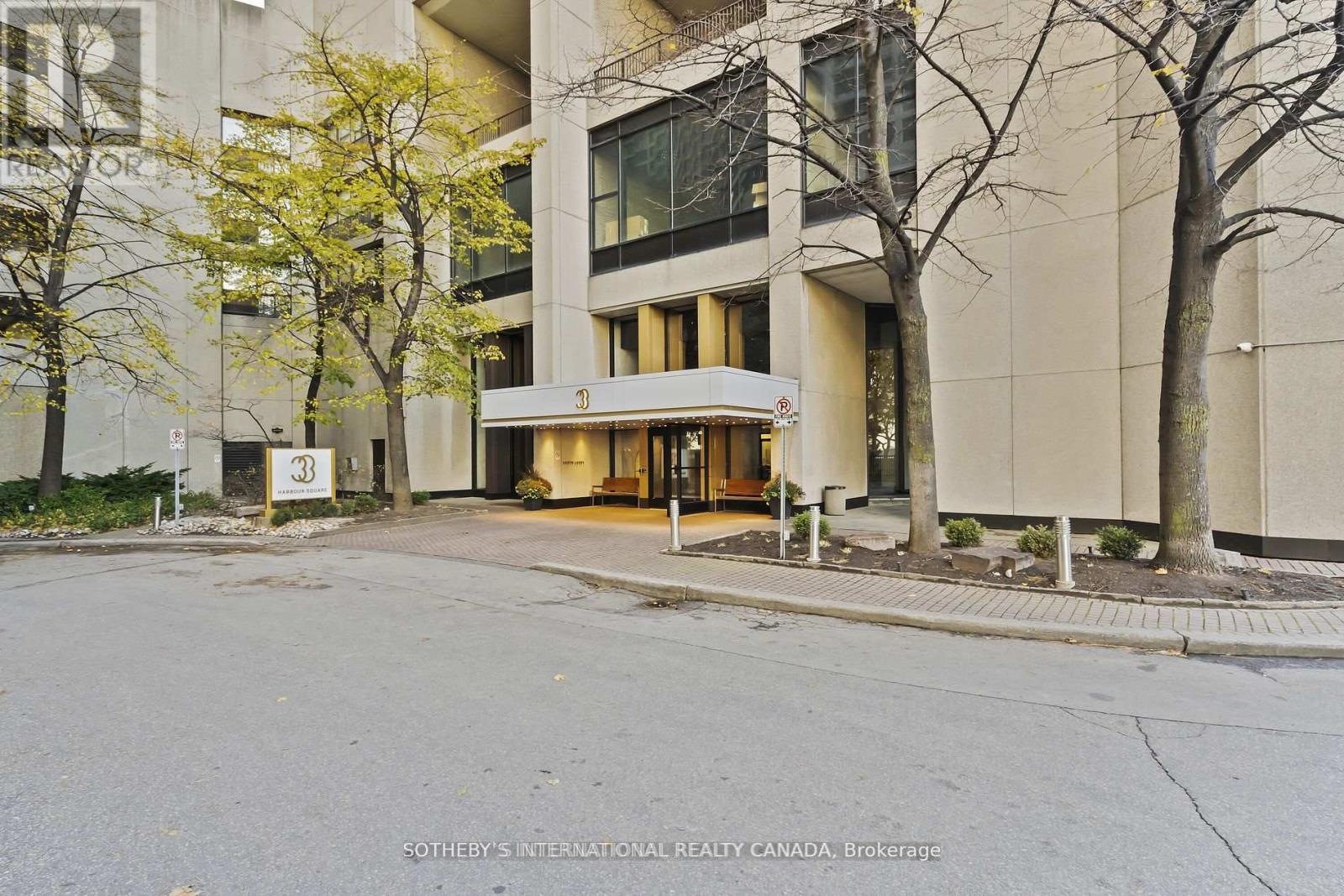 2208 - 33 HARBOUR SQUARE, Toronto, Ontario